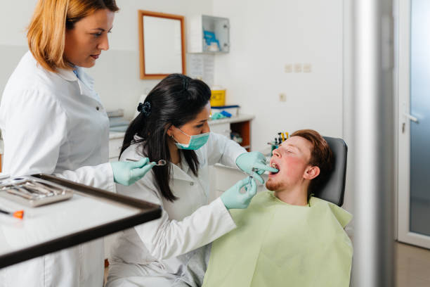 Best After-Hours Emergency Dentist in Elk Rapids, MI